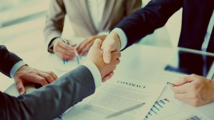 Barclays shares close down 7% after profits disappoint