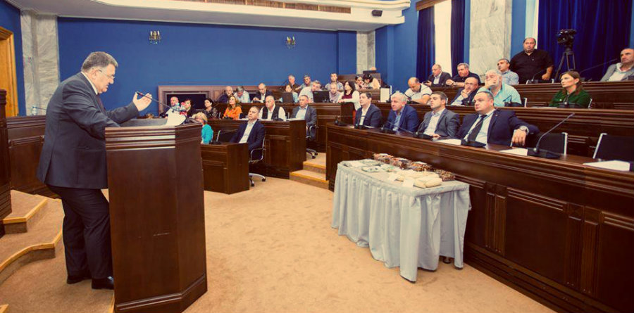 პარლამენტში ფაროსანასთან ბრძოლის 2018 წლის სტრატეგიული და სამოქმედო გეგმა განიხილეს