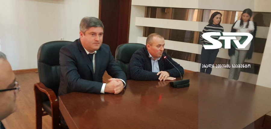 მერიის თანამშრომლებს პირველი მოადგილე, გეგა შენგელია წარუდგინეს