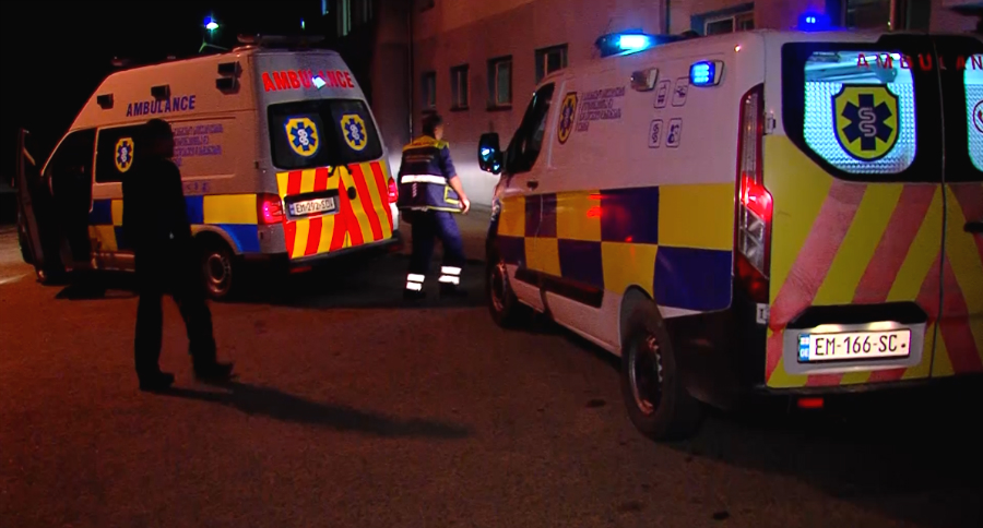 ზუგდიდში ახალგაზრდა მამაკაცი დაჭრეს