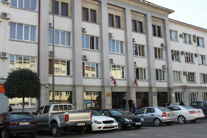 ზუგდიდის მერის 8 წარმომადგენელს 1 აგვისტოდან ადმინისტრაციული ხელშეკრულება შეუწყდება