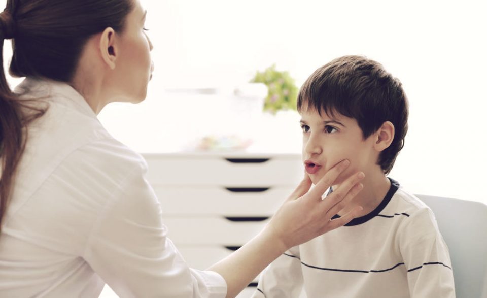 ზუგდიდში მეტყველების დარღვევის მქონე პირებისთვის უფასო გამოკვლევები ჩატარდება