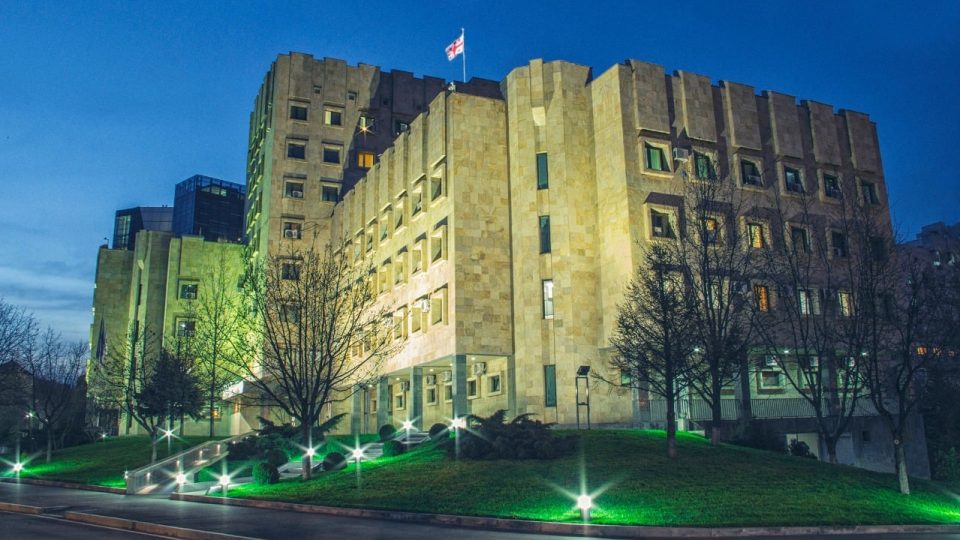 არჩილ ტატუნაშვილის წამების საქმეზე ბრალდებულები სასამართლომ დამნაშავედ ცნო