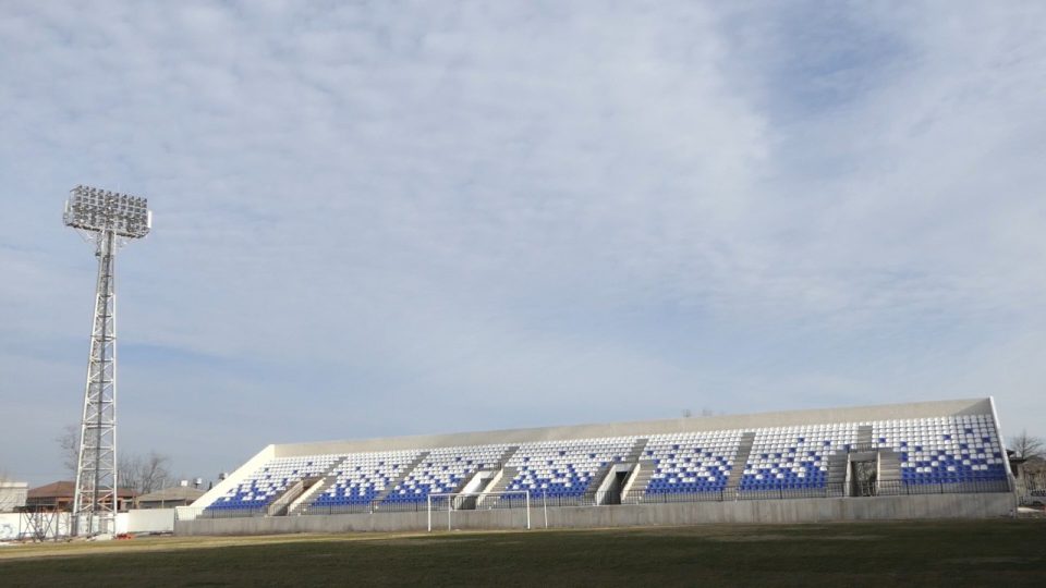 ფოთში სტადიონის მშენებლობის სამუშაოები დასრულების ეტაპზეა