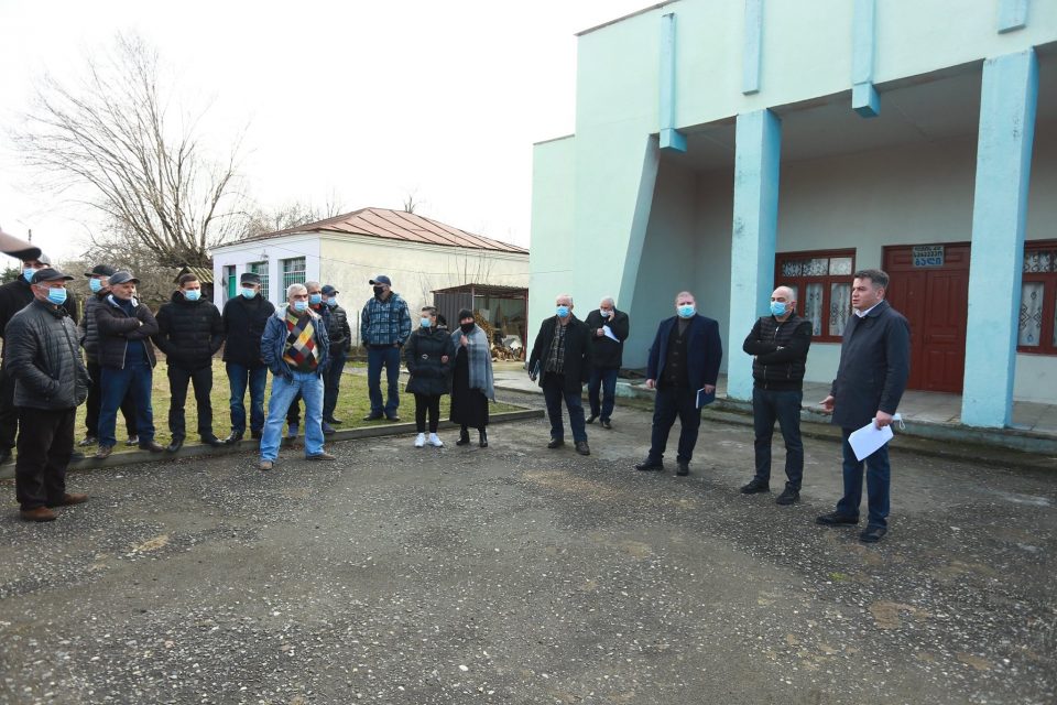 წალენჯიხაში, ადმინისტრაციულ ერთეულებში მოსახლეობასთან შეხვედრები მიმდინარეობს