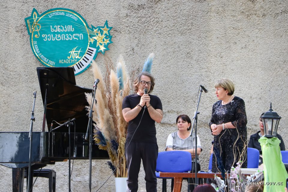 სენაკის მუსიკალური ფესტივალი საზეიმო ვითარებაში დაიხურა