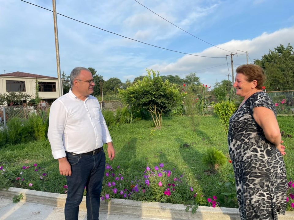 „ქართული ოცნების“ ზუგდიდის მერობის კანდიდატმა საარჩევნო კამპანია მოსახლეობასთან ინდივიდუალური შეხვედრებით დაიწყო