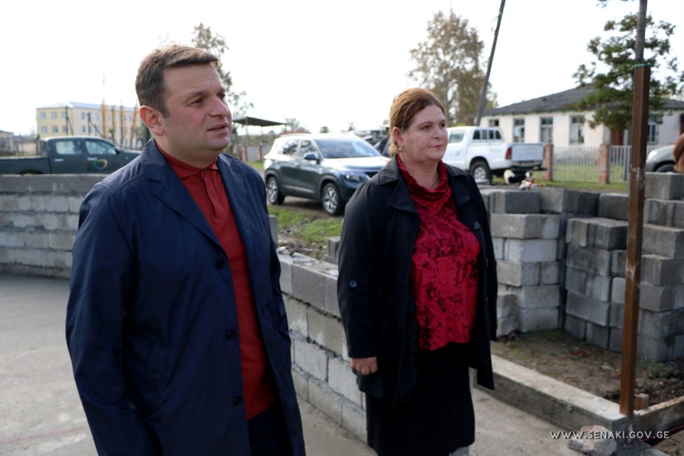 სენაკის მერი სამოქალაქო ბიუჯეტირების პროგრამის ფარგლებში მიმდინარე სამუშაოებს გაეცნო