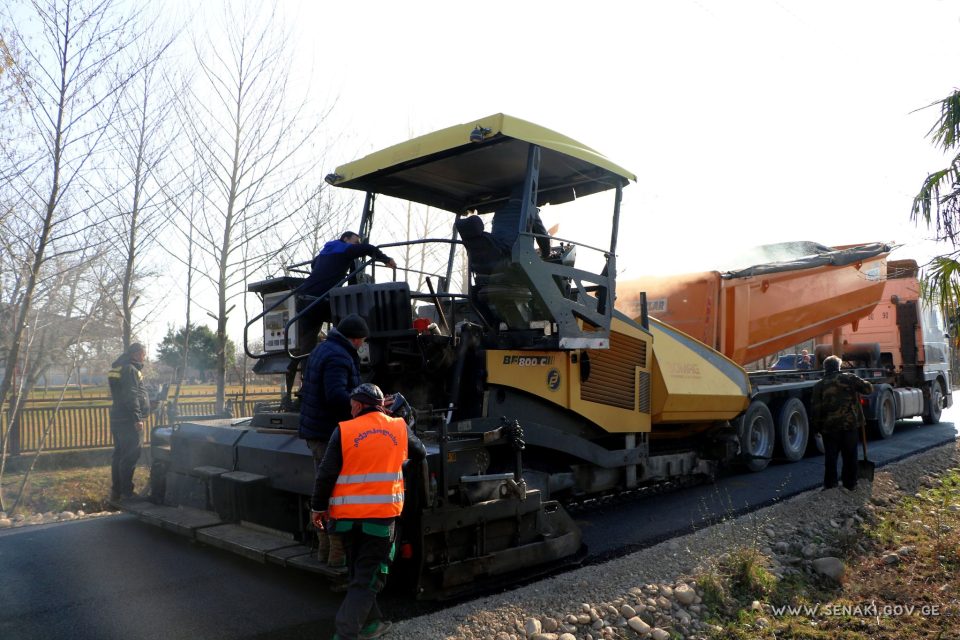 სენაკის მერი ნოსირში, საოდიშარიოს უბანში მიმდინარე სამუშაოებს გაეცნო