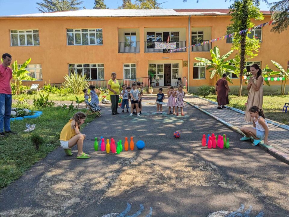წალენჯიხაში საზაფხულო ბაღი დაიხურა