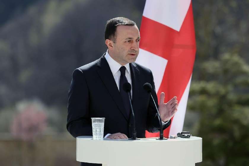 ირაკლი ღარიბაშვილი: საქართველოში მსხვილ ინფრასტრუქტურულ პროექტებს ვახორციელებთ, როგორიცაა აღმოსავლეთ-დასავლეთის დამაკავშირებელი ჩქაროსნული მაგისტრალი და რკინიგზის მოდერნიზება, ახლა ვაპირებთ დავიწყოთ ანაკლიის დიდი საპორტო პროექტი