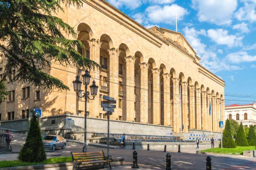 „კორუფციის წინააღმდეგ ბრძოლის შესახებ“ კანონში შესატან ცვლილებებს დღეს პარლამენტის ბიუროს სხდომაზე წარადგენენ