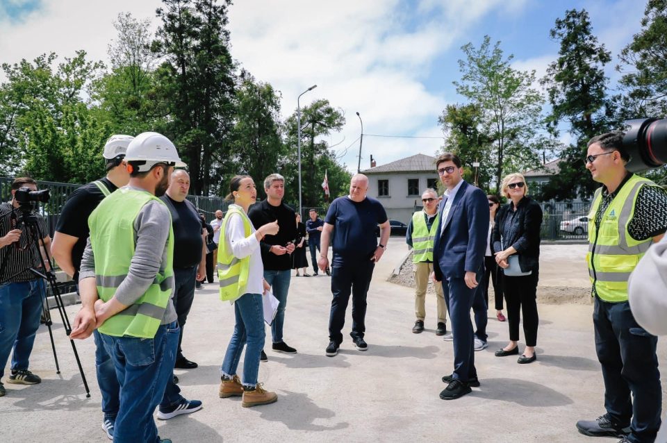 ფოთში საგანმაანთლებლო ინფრასტრუქტურის სამუშაოებს გუბერნატორი გაეცნო