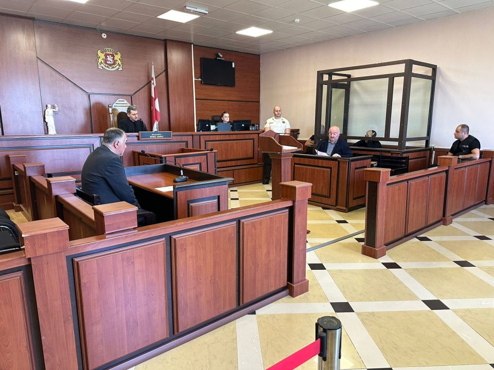 სენაკში მომხდარ მკვლელობაში ბრალდებულის აღმკვეთზე სასამართლო მსჯელობს